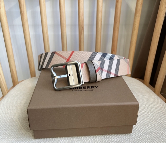 Burberry-Belts
