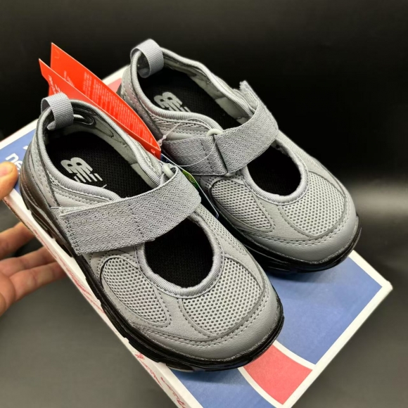 kids shoes
