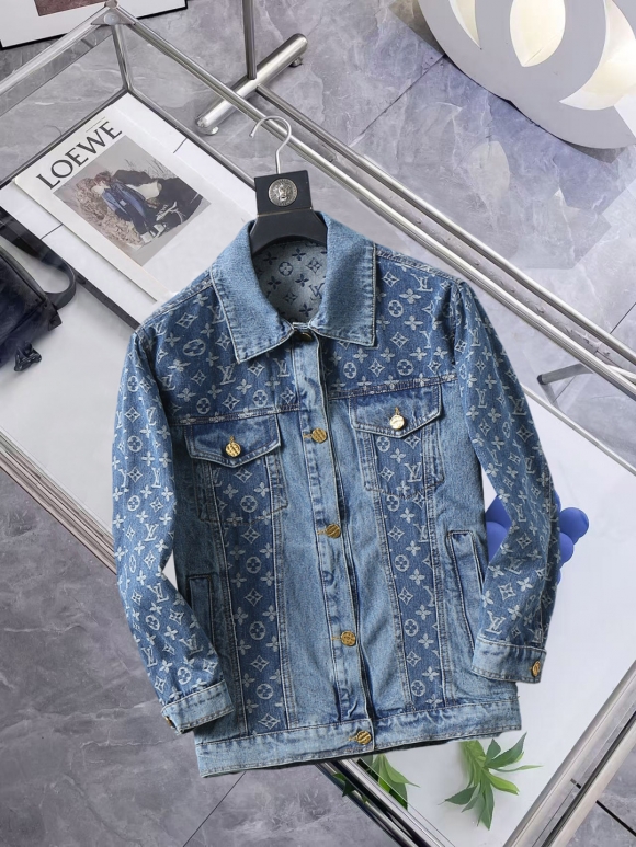 Coats & Jackets Coats & Jackets