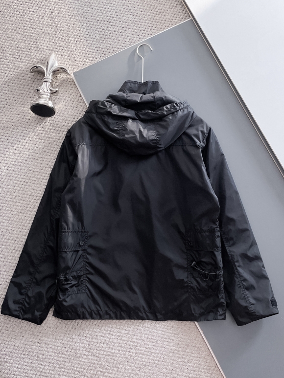 Hoodies & Sweatshirts Hoodies & Sweatshirts