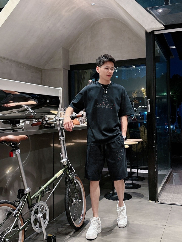 Leisure suit Leisure suit