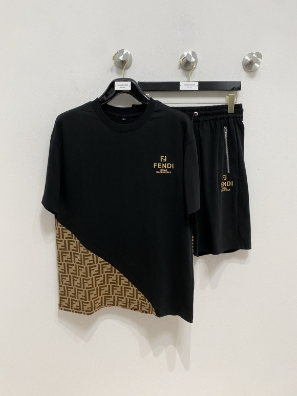 Leisure suit Leisure suit