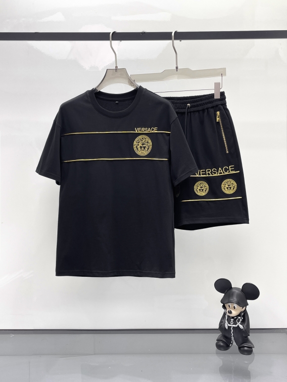 Leisure suit Leisure suit