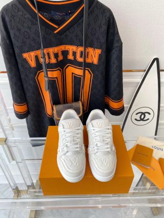 Womens shoes collection