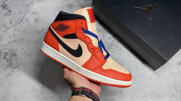 AirJordan1MidSHOES