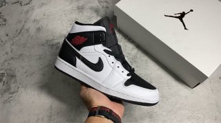AirJordan1MidSHOES