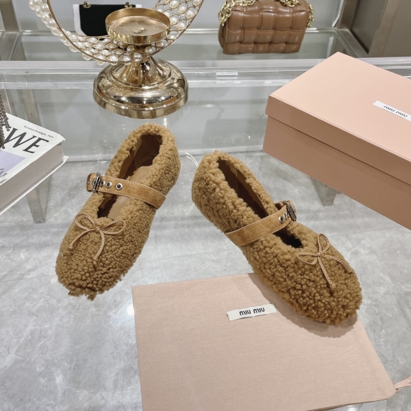 Womens shoes collection Womens shoes collection