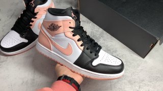 AirJordan1MidSHOES