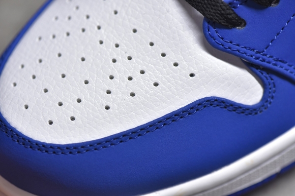 AirJordan1MidSHOES