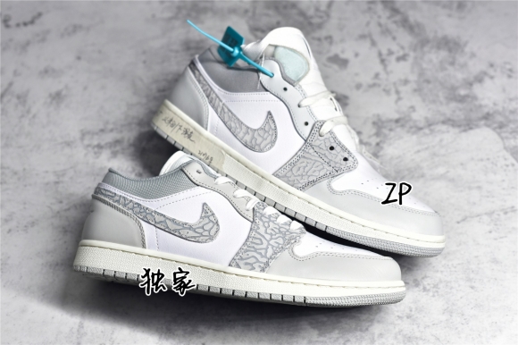 AirJordan1LowSHOES