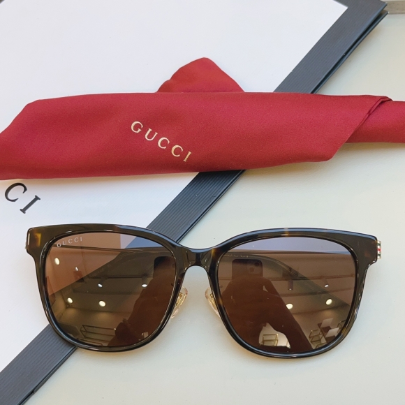 Gucci-5