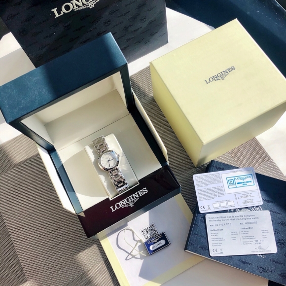 LONGINES