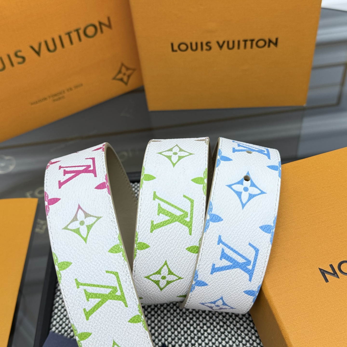 LV-Belts
