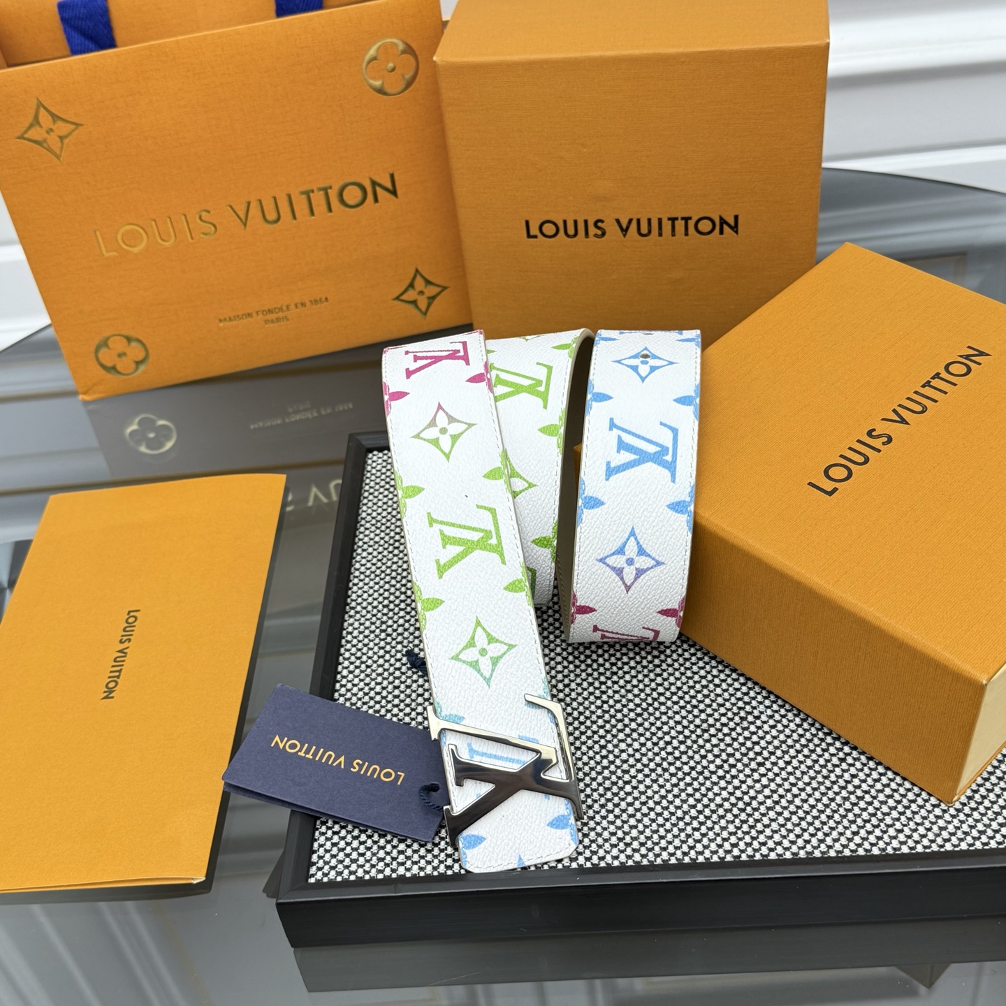 LV-Belts