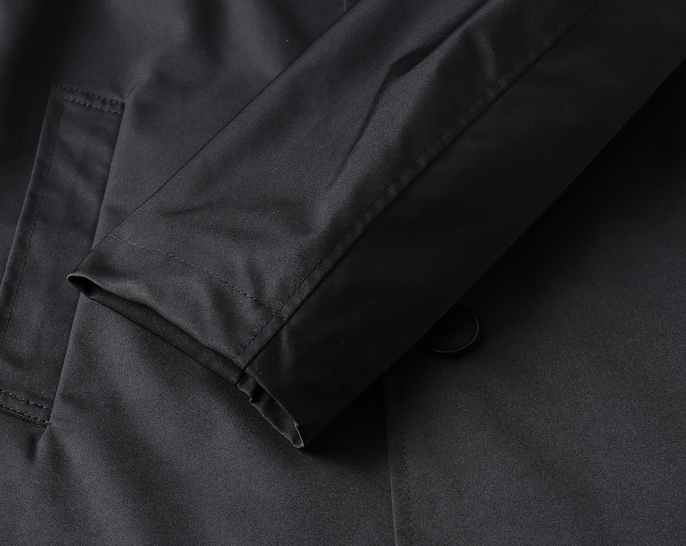 Hoodies & Sweatshirts