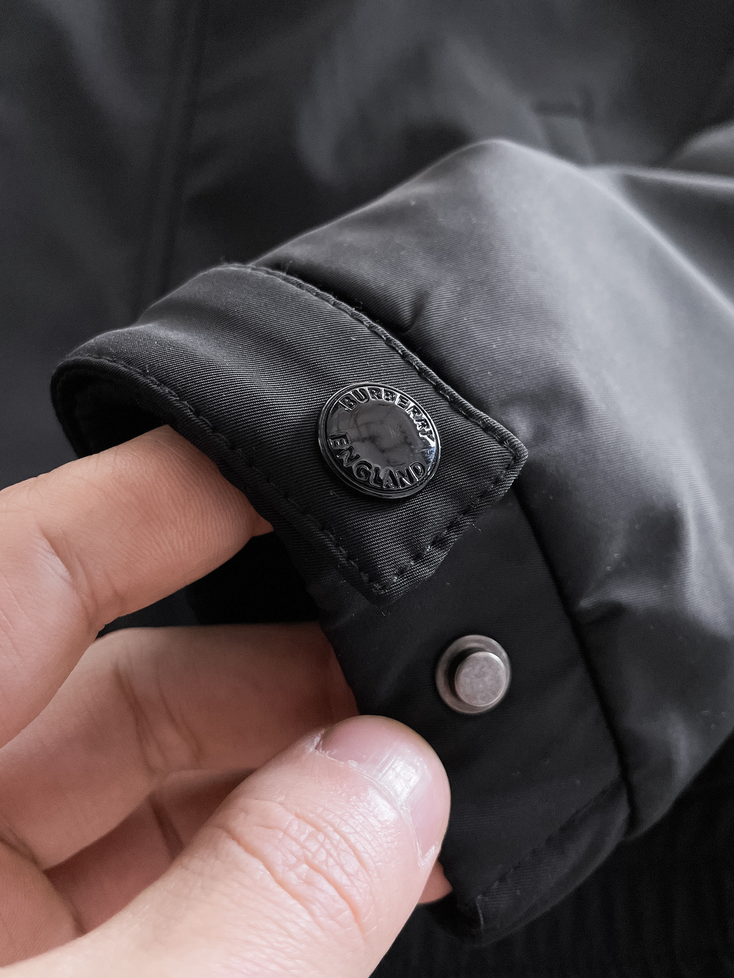 Hoodies & Sweatshirts