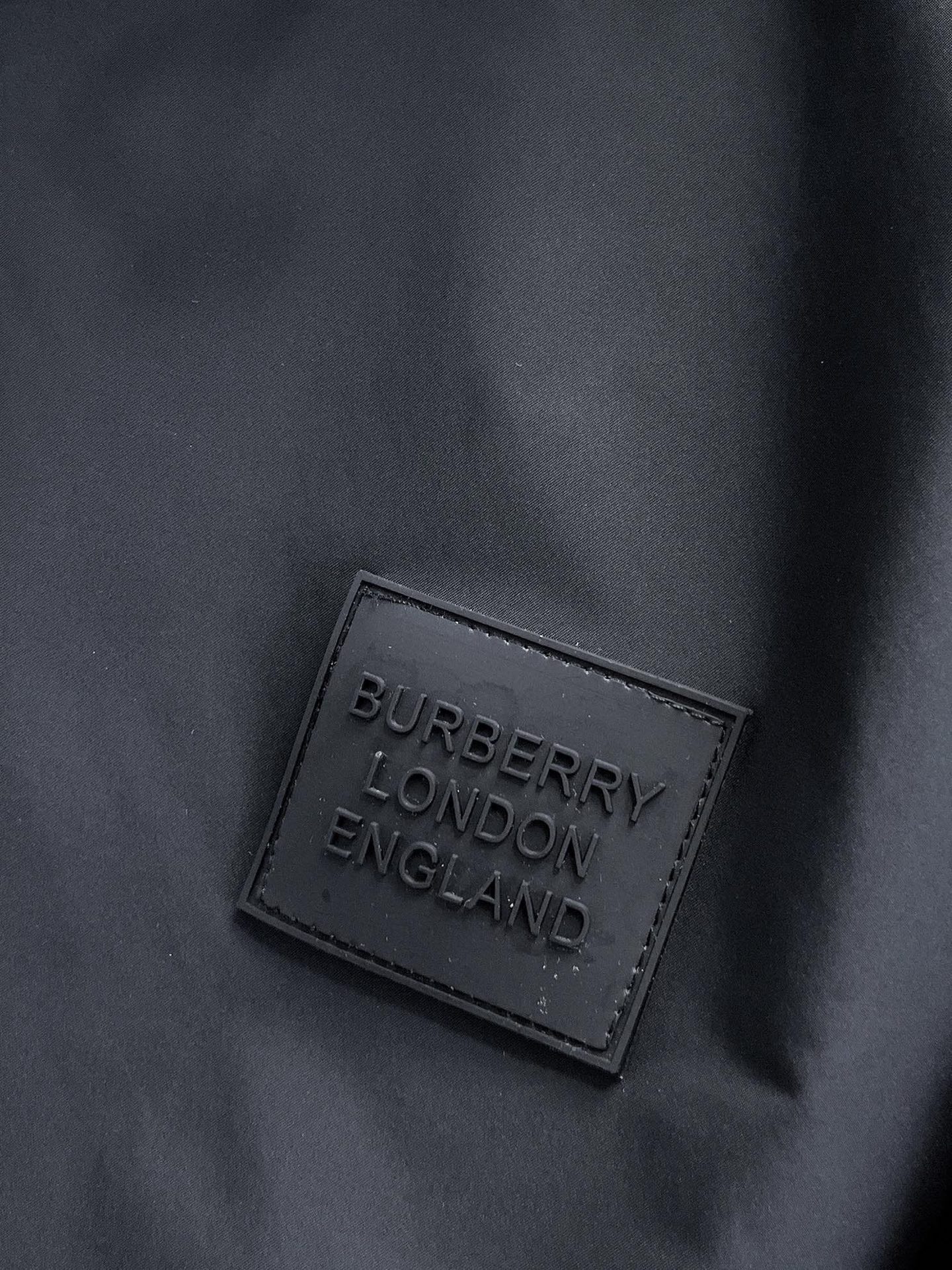 Hoodies & Sweatshirts