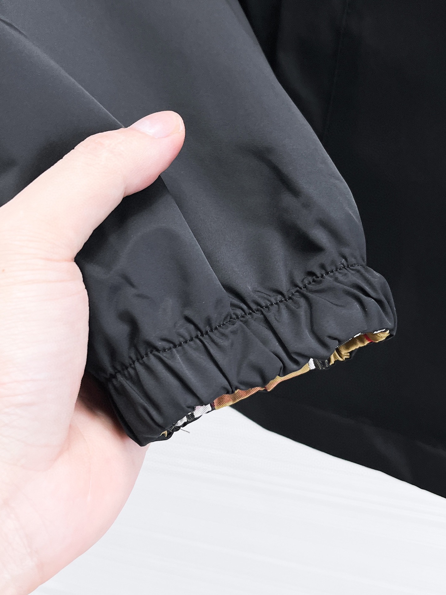 Hoodies & Sweatshirts