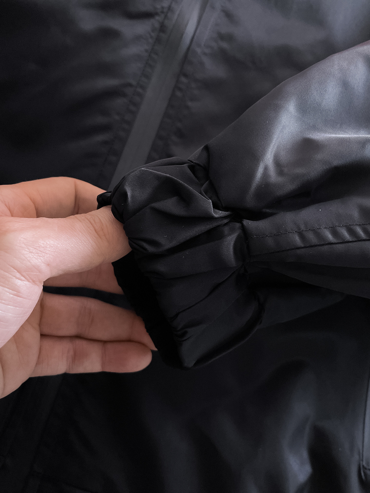 Hoodies & Sweatshirts