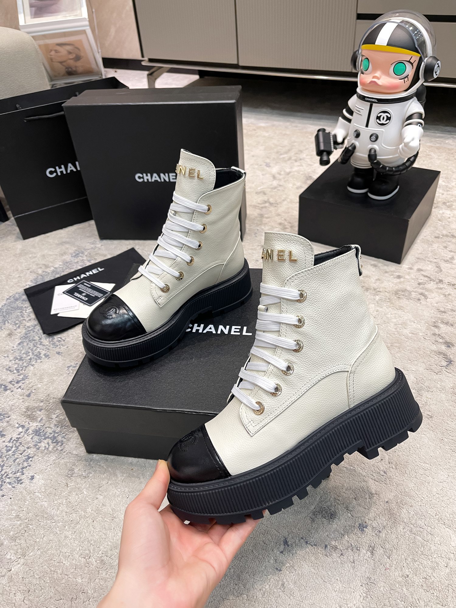ChanelSHOES
