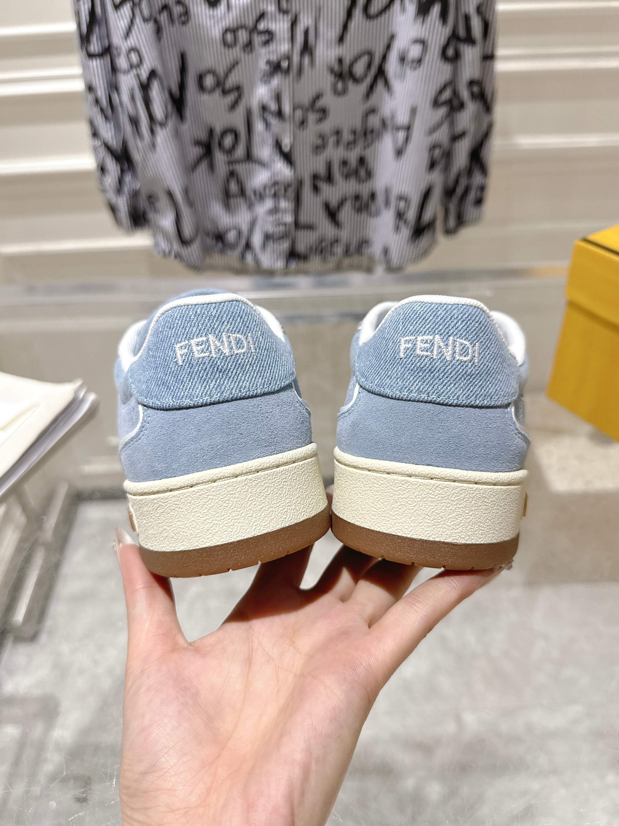 FendiSHOES