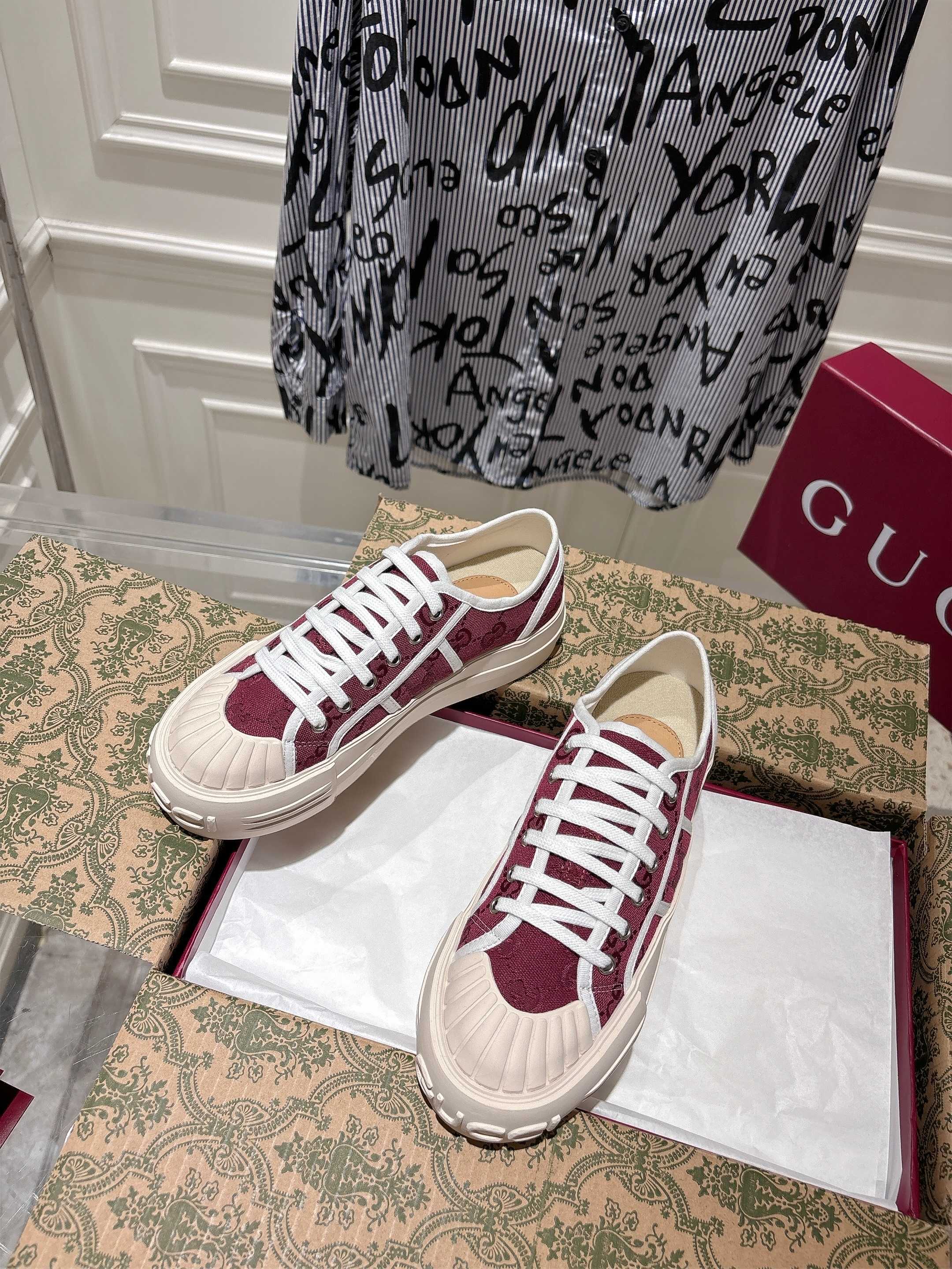 GucciShoes