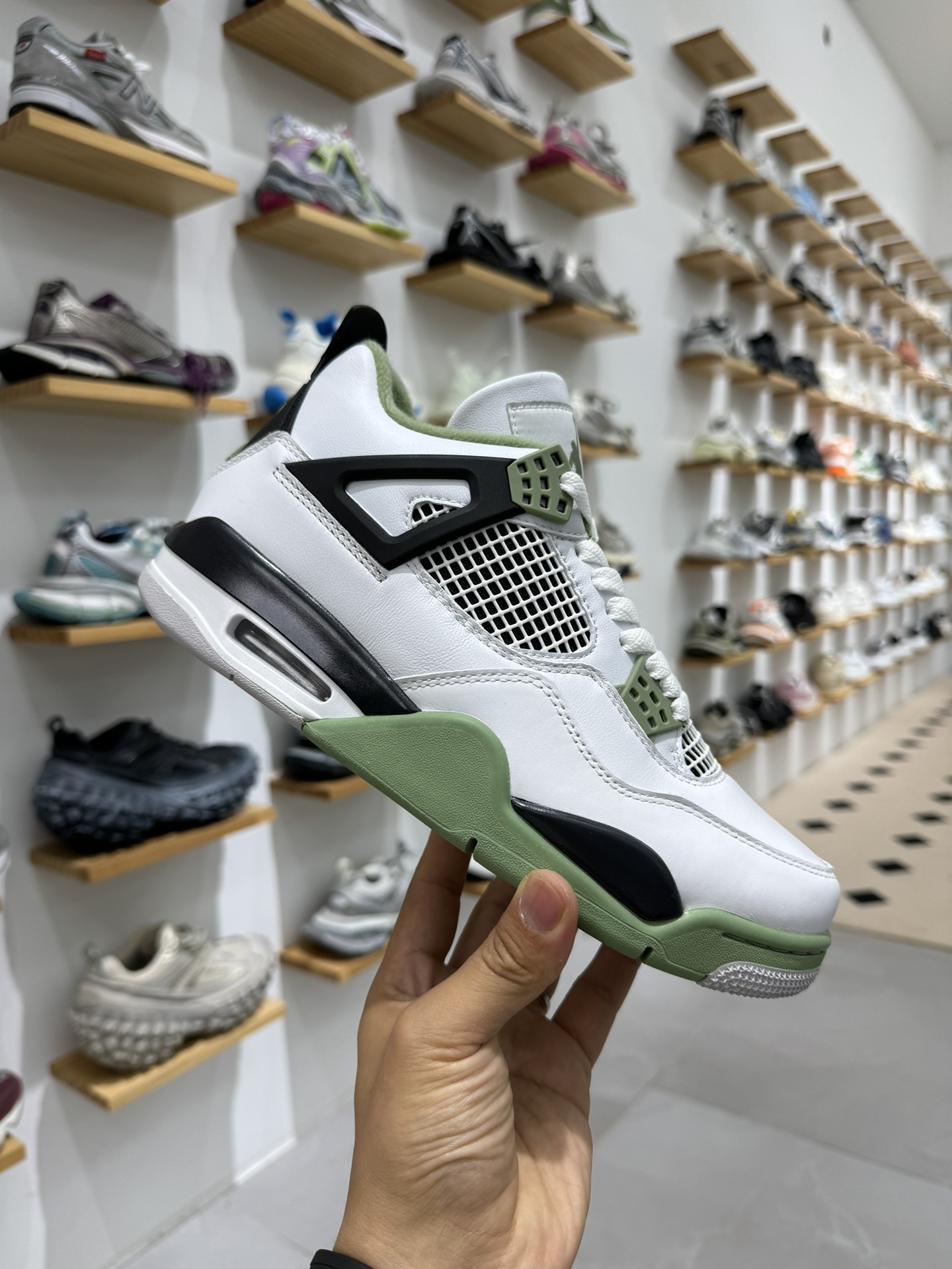 AirJordan4SHOES