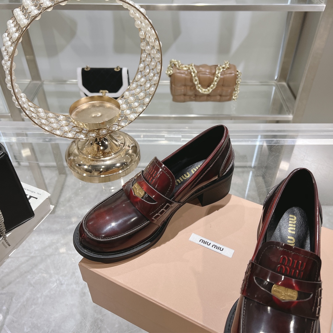 Womens shoes collection