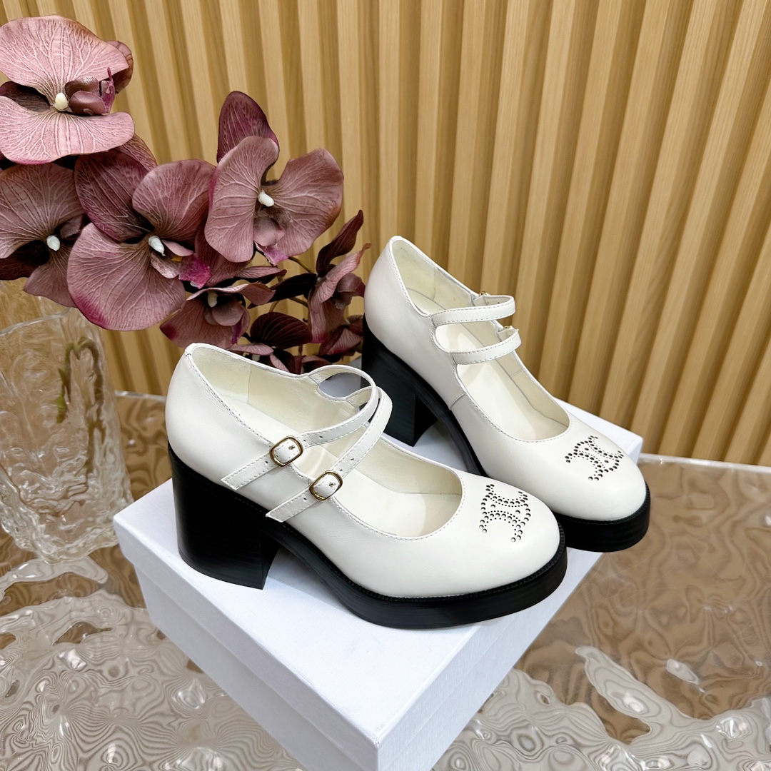 Womens shoes collection