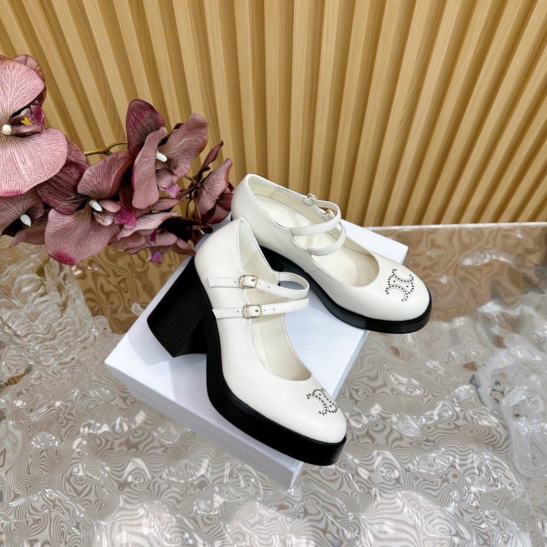 Womens shoes collection