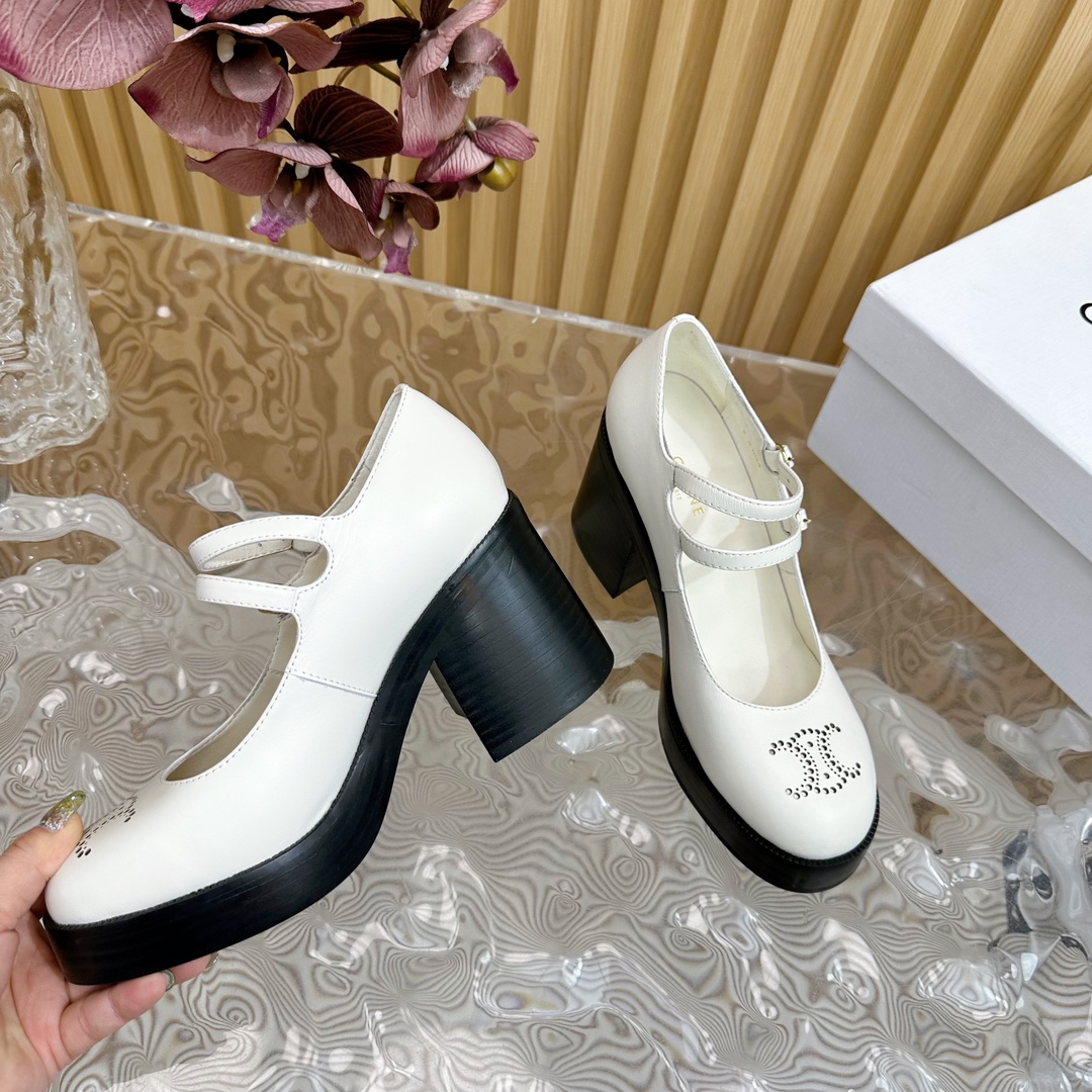 Womens shoes collection