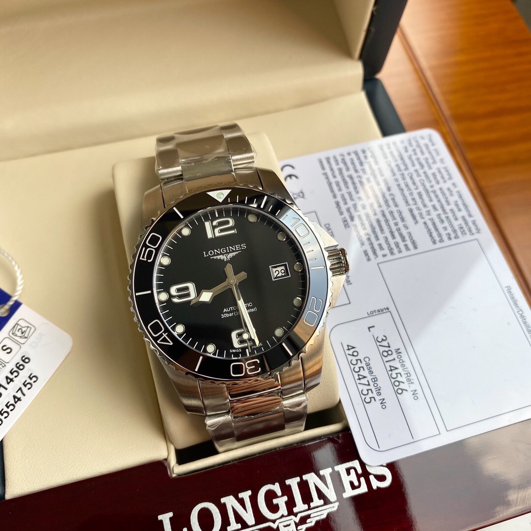 LONGINES